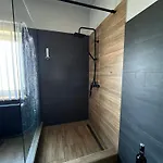 Relax Centrum Gol 게스트하우스 3*